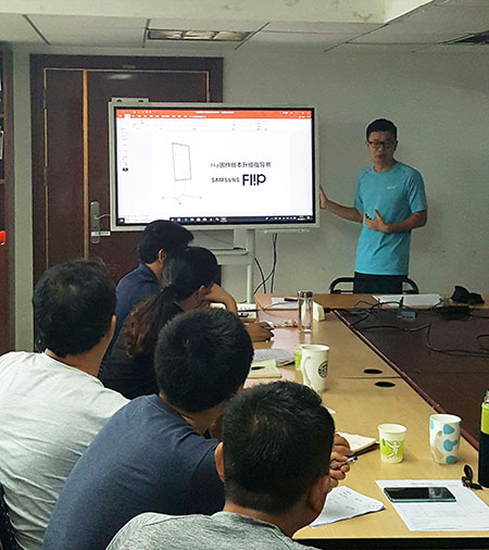 普天達工程師對各部門管理人員產品培訓